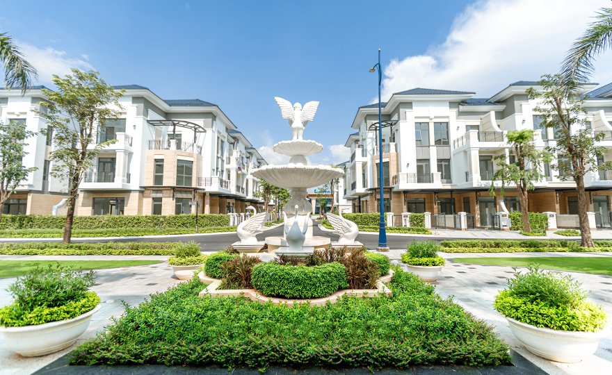 Bán nhà Verosa Park Khang Điền 5x19, mt 24m. Giá 26,85 tỷ. Liên hệ 0909866992 Thanh Phong